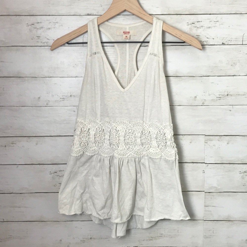 💖 3/ $20 White Crochet Racer Back Tank